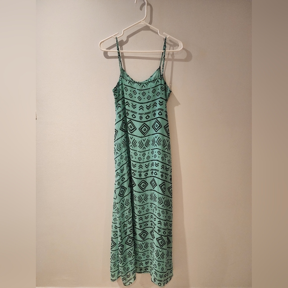 Maxi dress - Picture 4 of 6